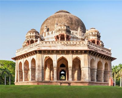 Lodhi Gardens - Attractions & Places to Visit in New Delhi