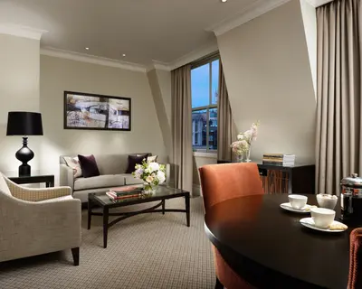 Falconers One Bedroom Suite - Taj 51 Buckingham Gate