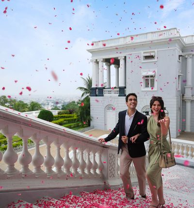 Spectacular Arrival - Experiences at Taj Falaknuma Palace, Hyderabad