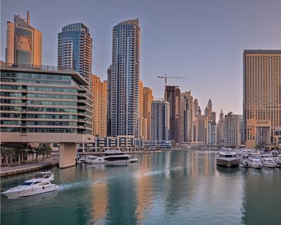 Dubai Zipline near Taj Jumeirah Lakes Towers