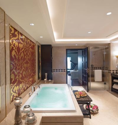 Romantic Jacuzzi Suites at Taj Coromandel, Chennai