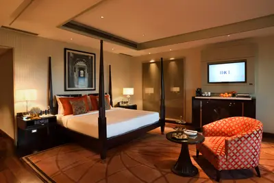 Luxury Rooms & Suites at Taj Santacruz, Mumbai