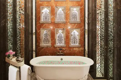 Luxurious Tub at Rambagh Palace