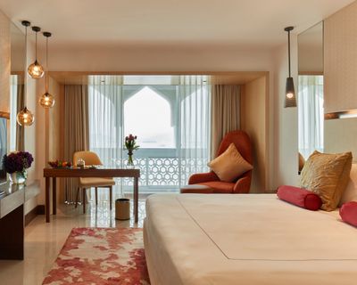 Superior Room With Sea View & King Bed - Taj Mahal Tower, Mumbai