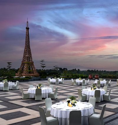 Grand Terrace Overlooking Eiffel Tower Replica - Taj Taal Kutir, Kolkata