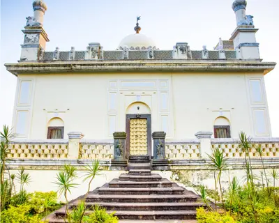  Raja'S Tombs near Taj Madikeri Resort & Spa