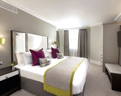 Premium Family Room - St James' Court, London