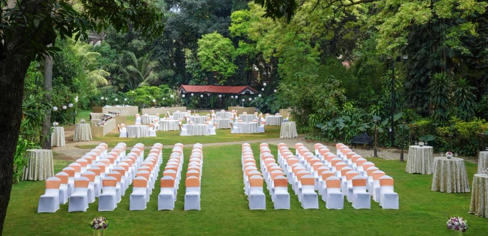 Outer Garden View of Taj West End, Bengaluru - Banner Image