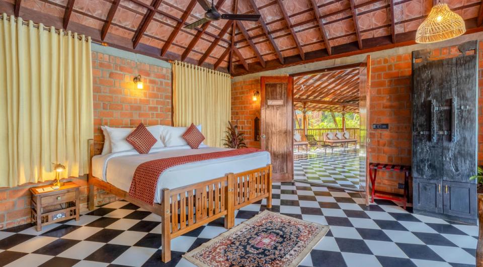 Stunning Bedroom at Lily Pad, Kumarakom - amã Stays & Trails