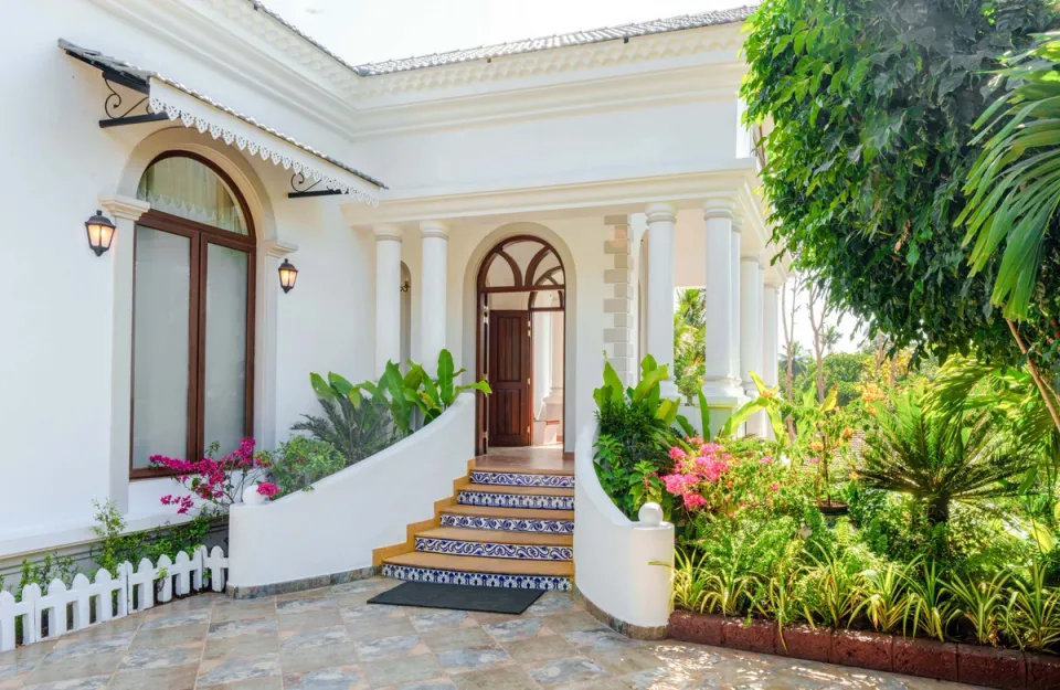 Luxury Entrance of Villa Eterna, Goa 