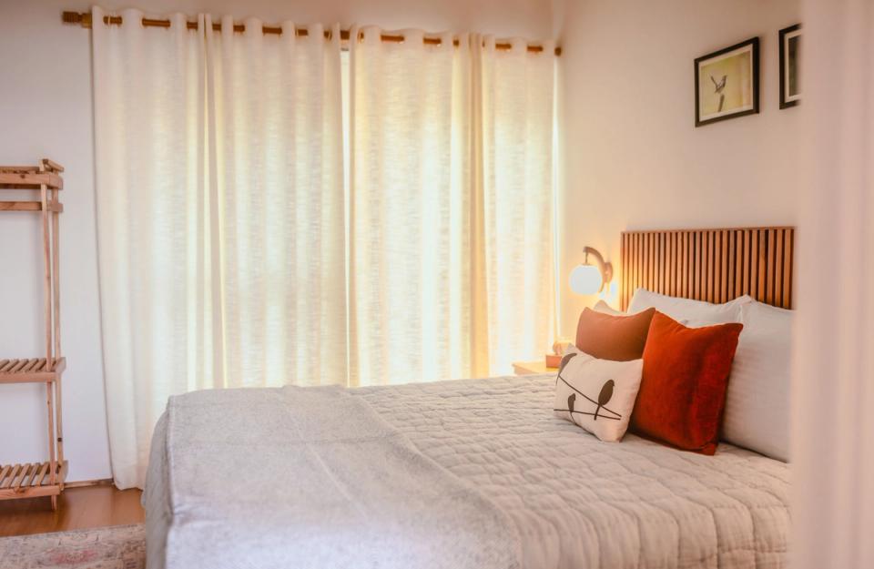 Elegant Bedroom at Godhuli Timur - Naukuchiatal Luxury Villa