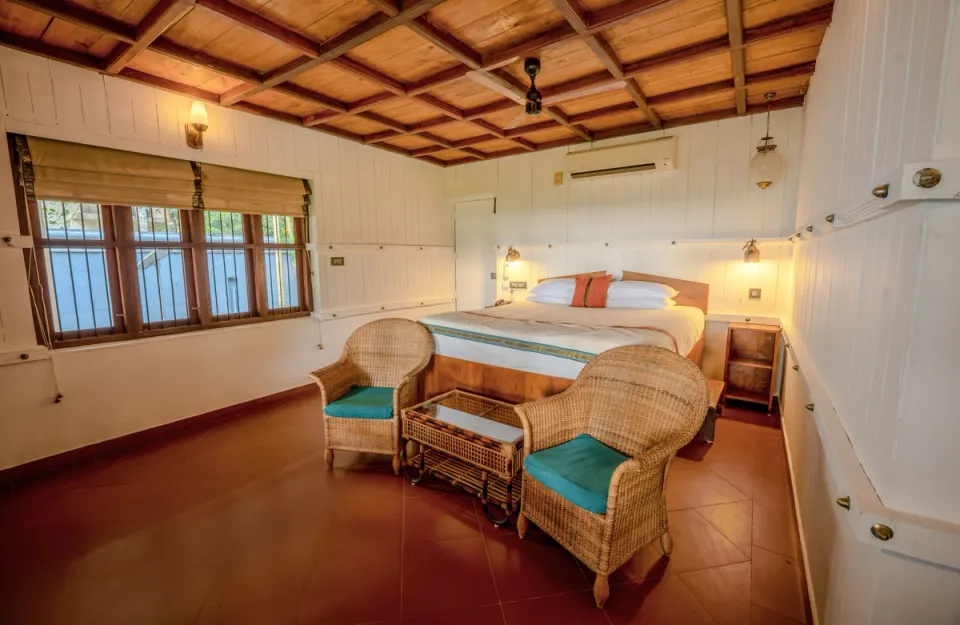 Elegant Bedroom at Pathiramanal Villa - 6 Bedroom Villa In Alappuzha