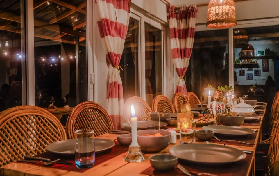 Luxury Dining Area at Godhuli Padam, Naukuchiatal - amã Stays & Trails