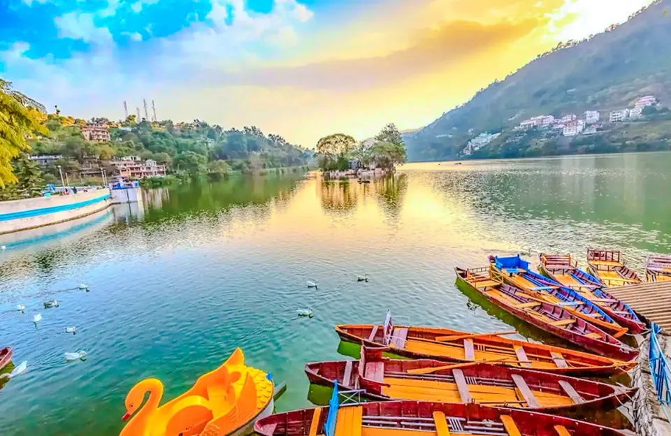 Bhimtal Lake - Places To Visit in Bhimtal, amã Stays & Trails