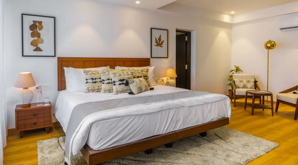 Spacious Bedroom at White House - Accommodation In Lonavala, amã Stays & Trails 