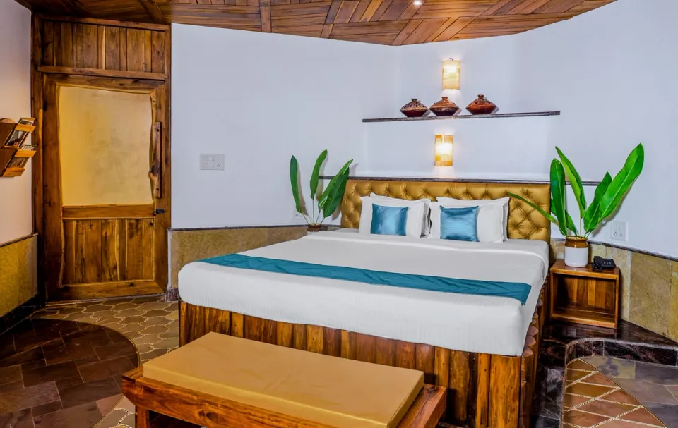 Luxe Bedroom At Eden Farms Sapphire, Goa - amã Stays & Trails