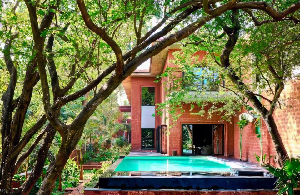 Swimming Pool at Moira By The Church - Private villa in Goa