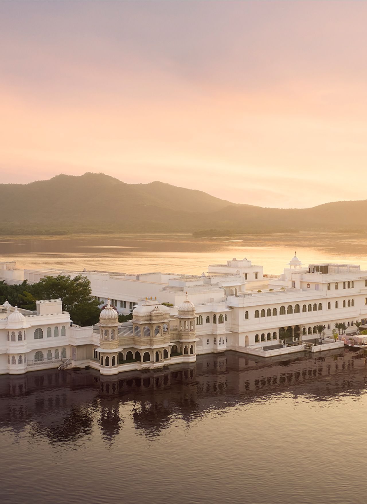 Peaceful Paradise: India's Most Serene Hotels for a Relaxing Getaway - Taj Lake Palace, Udaipur