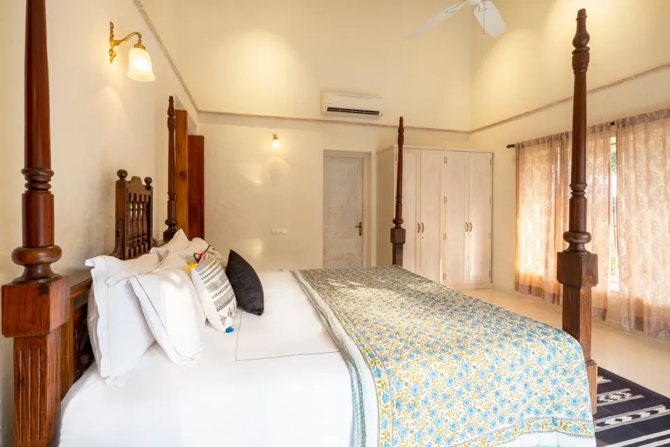 Elegant Bedroom at Chikoo Villa - Goa Private Villa