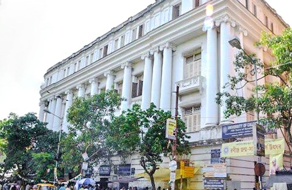 Stroll Through College Street - Kolkata Tourist Places, amã Stays & Trails