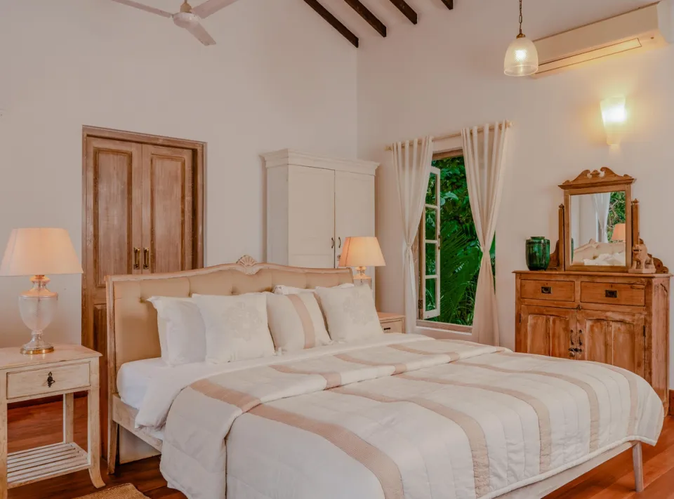 Luxury Bedroom at 70 Vale, Goa - amã Stays & Trails 