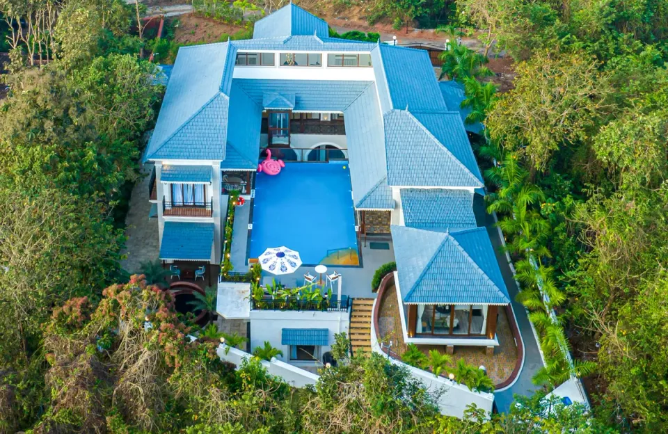 Private Villa in Goa - Villa Eterna, amã Stays & Trails