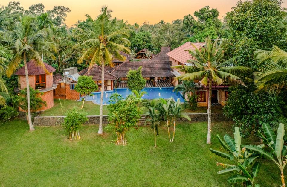 Luxury Bungalow in Kumarakom - Lily Pad, amã Stays & Trails