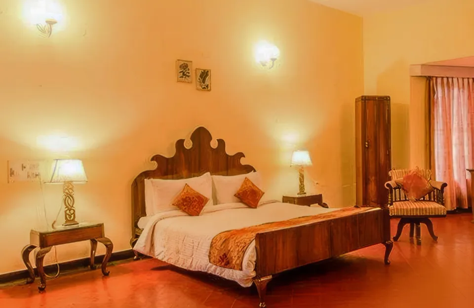 Luxury Bedroom at Arabidacool Bungalow - Chikmagalur Luxury Villa