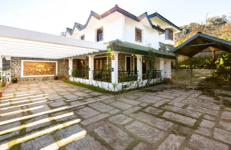 Outdoor Area of Kumara Villa, Kodaikanal - amã Stays & Trails 