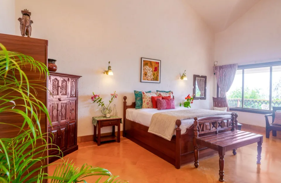 Lavish Bedroom at Whispering Heights - Lonavala Homestay