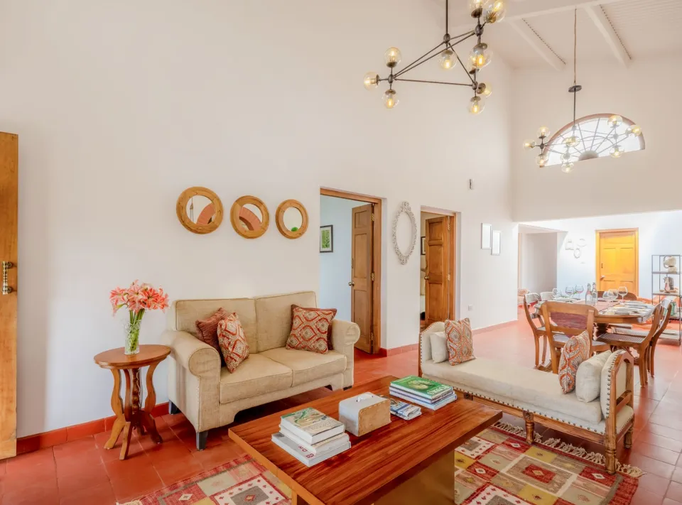 Luxury Living Space at Aberdeen, Coonoor - amã Stays & Trails 