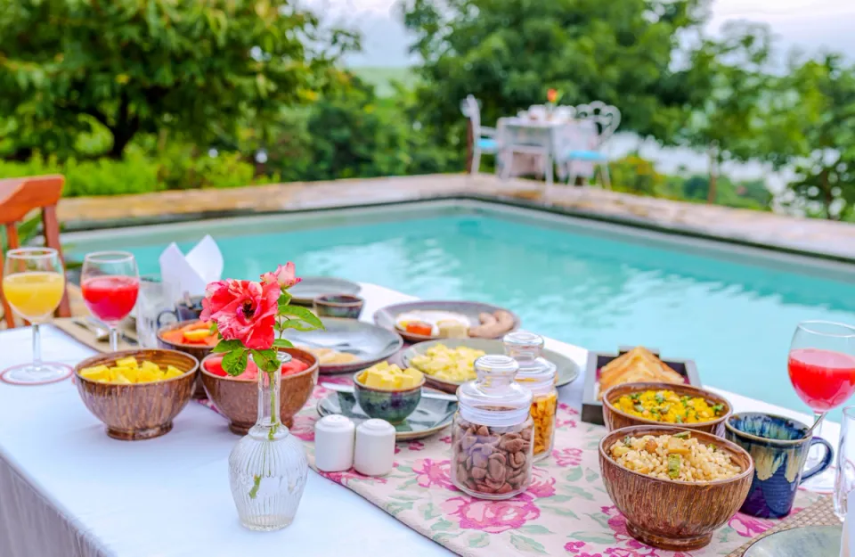 Breakfast By The Lawn - Luxury Experiences At L’Attitude By The Lake, Kamshet