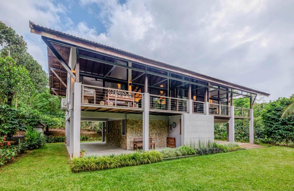 Authentic Charm - The Old Cattle Shed, Wayanad 