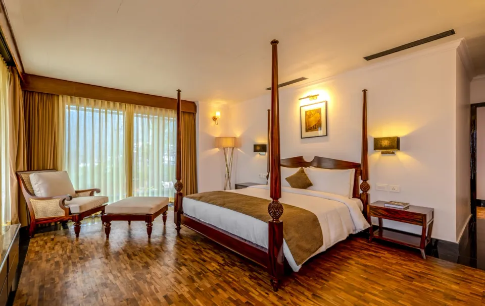 Elegant Bedroom at Puttabong Cottage - Accommodation in Darjeeling 