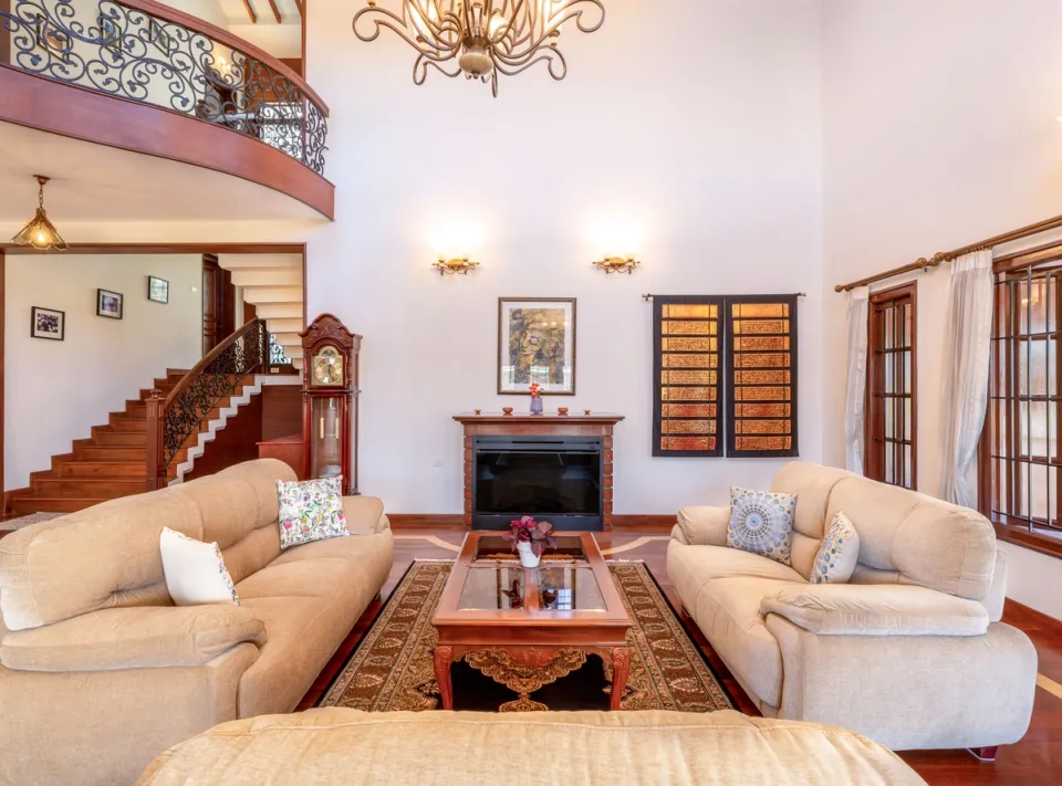 Luxury Living Room at Kumara Villa, Kodaikanal - amã Stays & Trails 