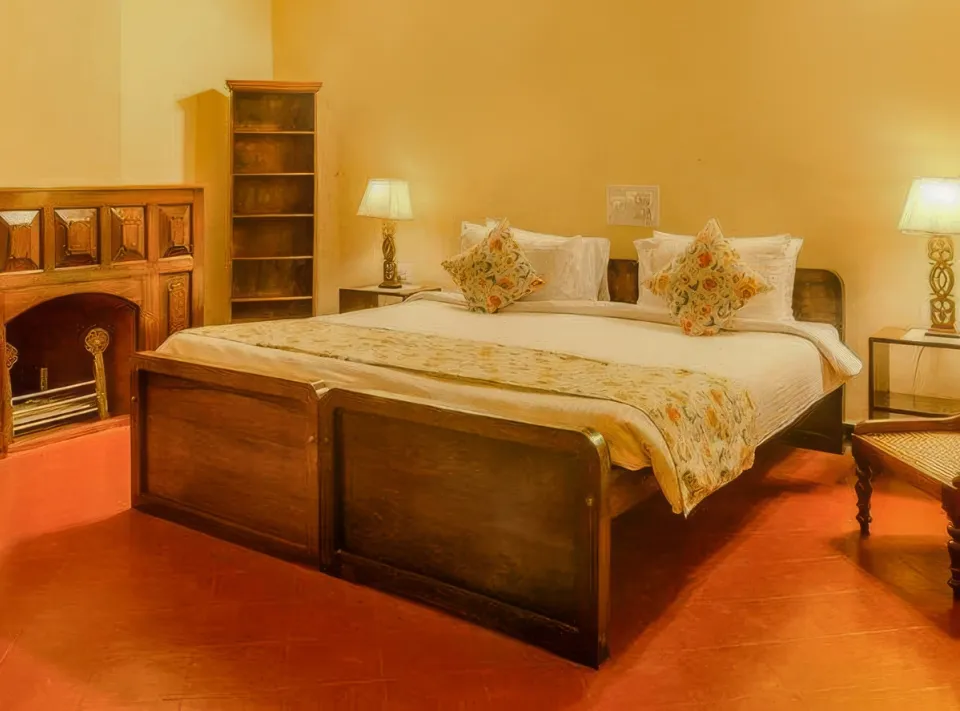 Luxury Bedroom at Arabidacool Bungalow, Chikmagalur - amã Stays & Trails