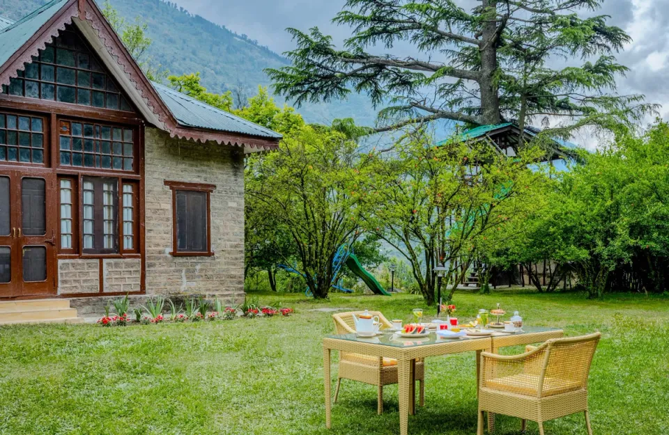 Idyllic Breakfast Setting - Signature Experiences at Ramgarh Heritage Villa