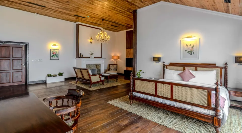 Luxury Bedroom at Puttabong Cottage - Accommodation in Darjeeling