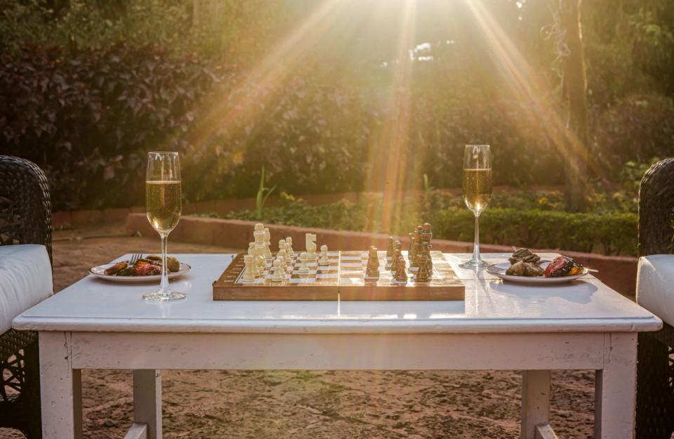 Play Chess at Dingley Dell, Mahabaleshwar 