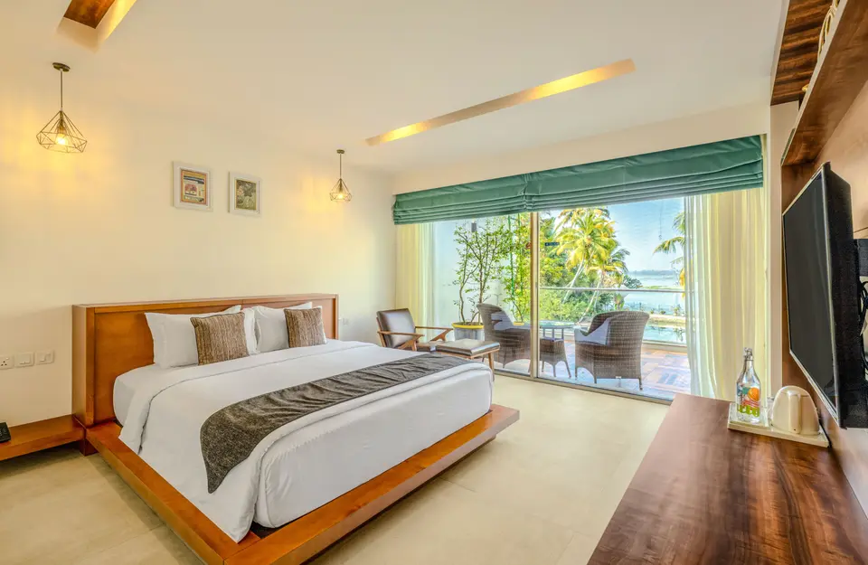 Spacious Bedroom at Sherlys Ente Kumbalanghi, Kochi 