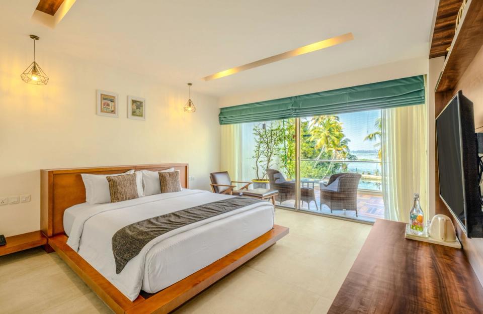 Spacious Bedroom at Sherlys Ente Kumbalanghi, Kochi 