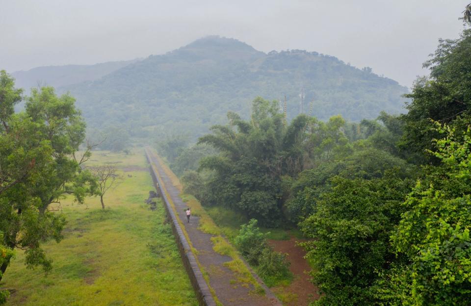 Outdoor Space at Sluice House, Lonavala - amã Stays & Trails 