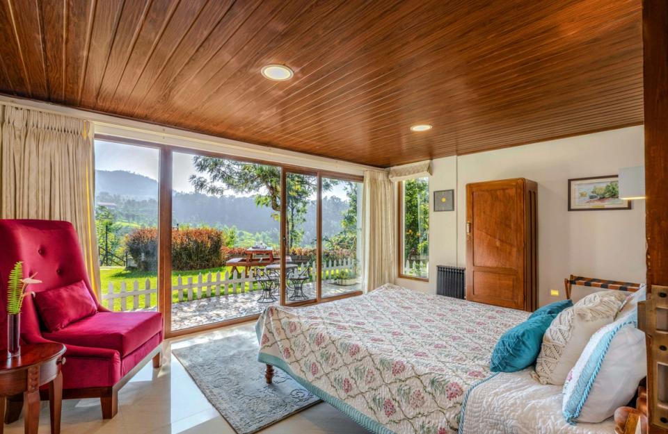 Bedroom With a Serene View at Werifesteria, Coonoor - amã Stays & Trails 