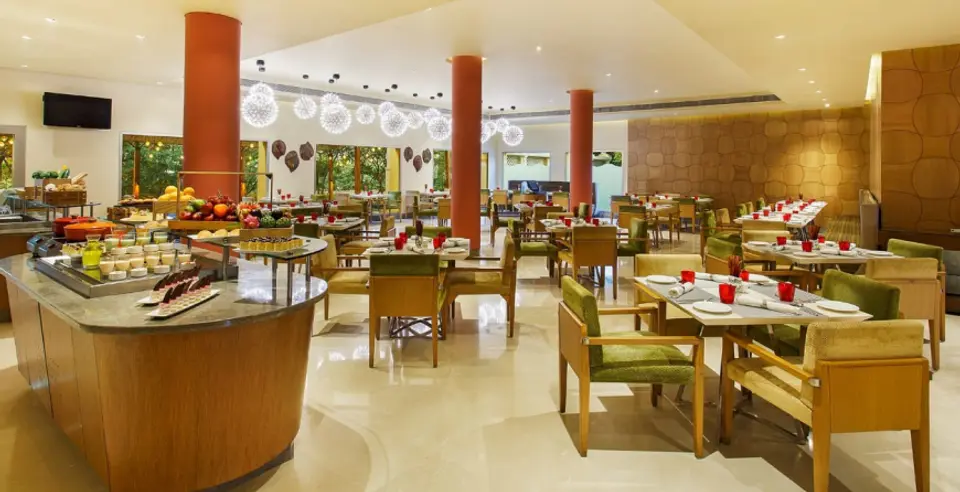 Citrine Restaurants - Gateway Nashik Hotel's