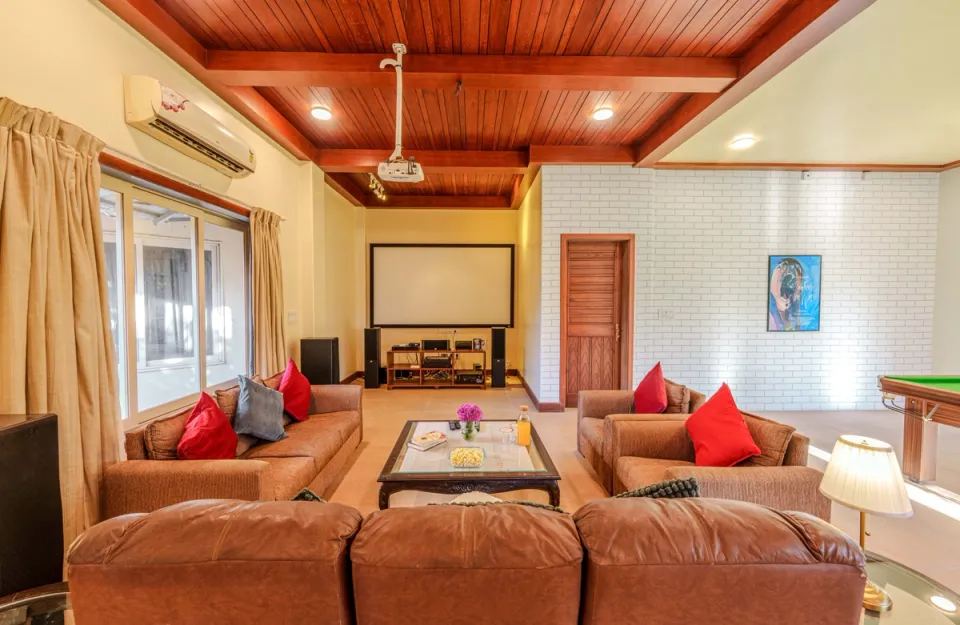 Living Space at Skyfall - Kashid Homestay 