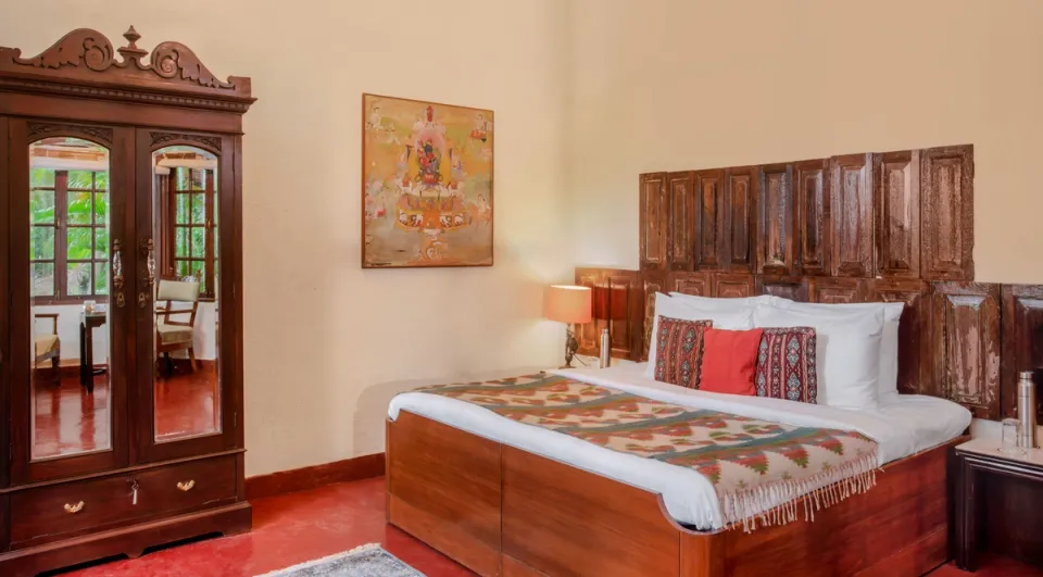 Luxury Bedroom at Asanji Wadi - Bungalow in Alibag