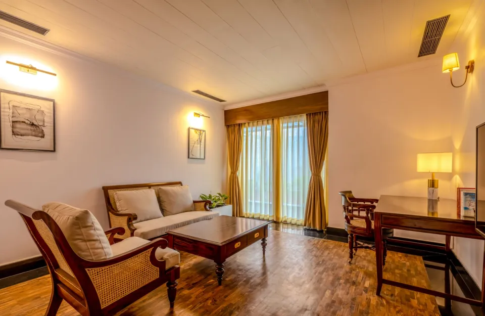 Luxe Living Space at Puttabong Cottage - amã Stays & Trails 