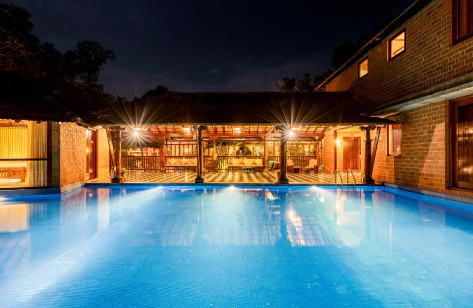 Luxury Swimming Pool at Lily Pad, Kumarakom - amã Stays & Trails