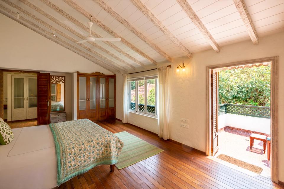 Stunning Bedroom at Chikoo Villa, Goa -  amã Stays & Trails