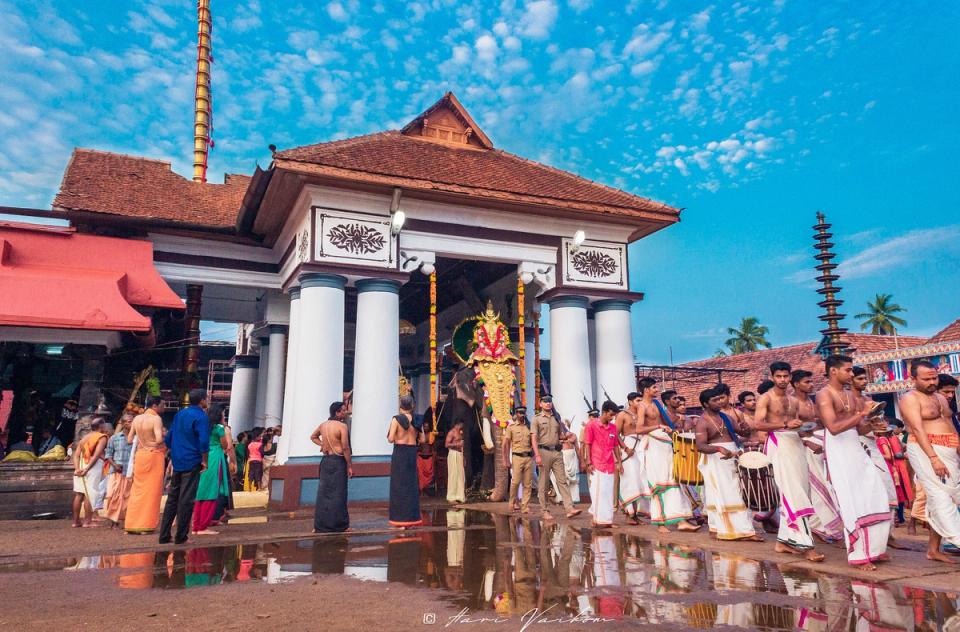 Vaikom Mahadev Temple Tour - Things To Do In Kumarakom, amã Stays & Trails